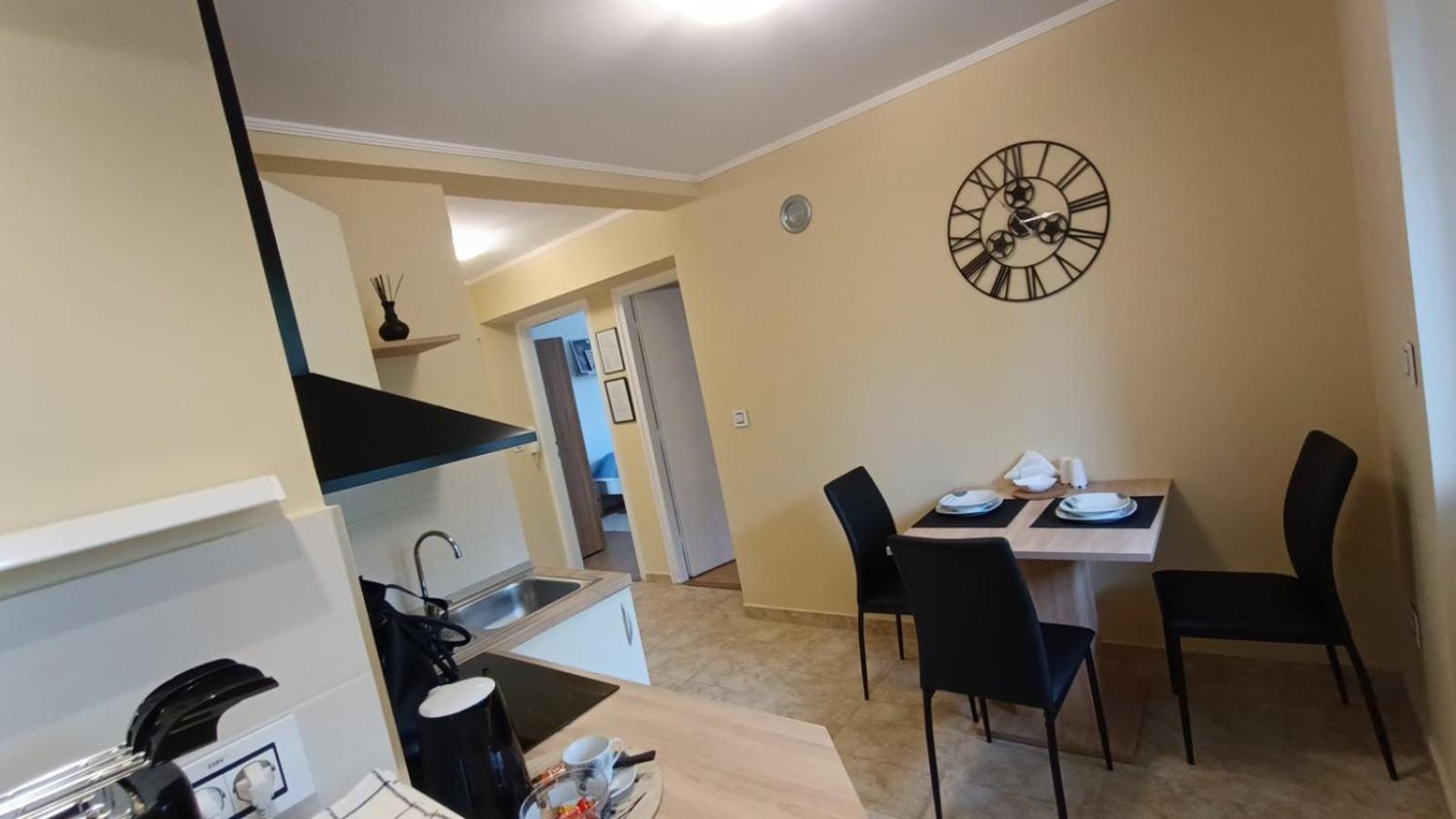 Apartman Taca ซูโบติกา ภายนอก รูปภาพ